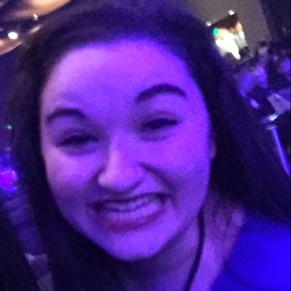 Meet your Posher, Christina